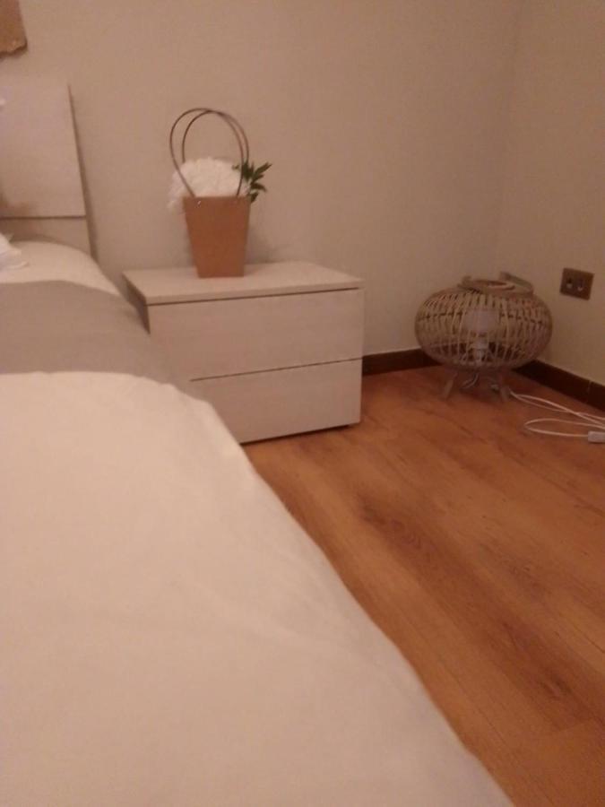 Suite Re Riccardo Caserta Bagian luar foto