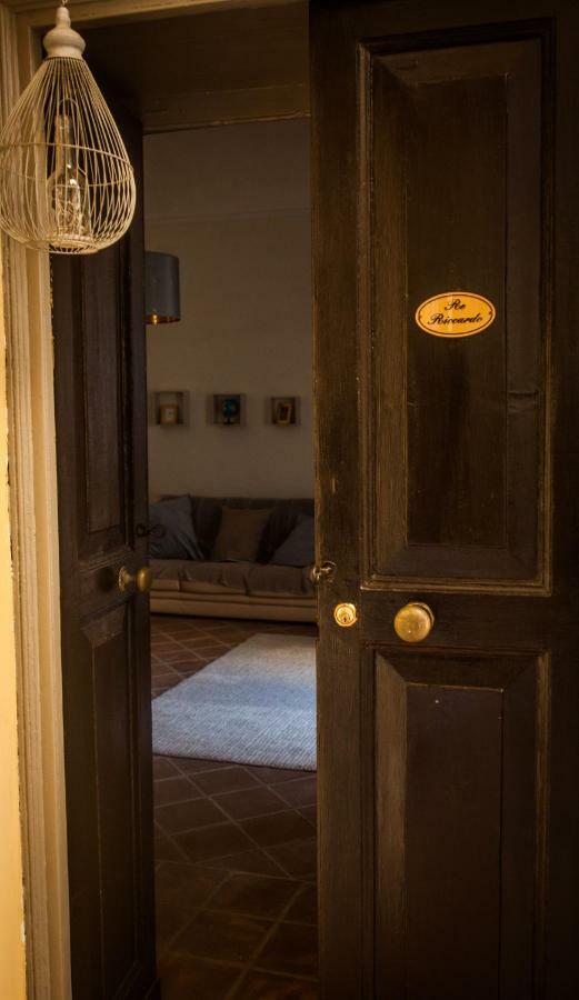 Suite Re Riccardo Caserta Bagian luar foto