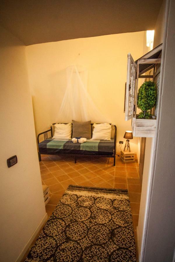 Suite Re Riccardo Caserta Bagian luar foto