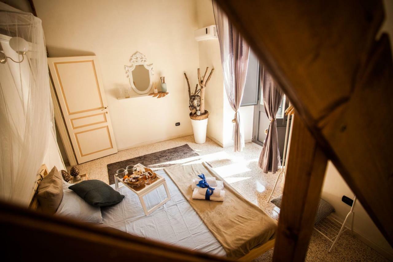 Suite Re Riccardo Caserta Bagian luar foto