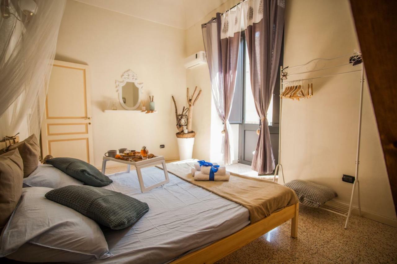 Suite Re Riccardo Caserta Bagian luar foto